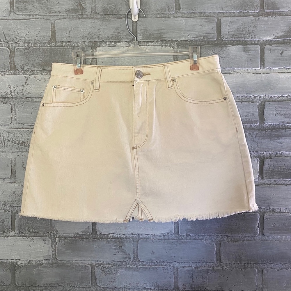 UO | BDG Cream high waisted Denim skirt Size Large